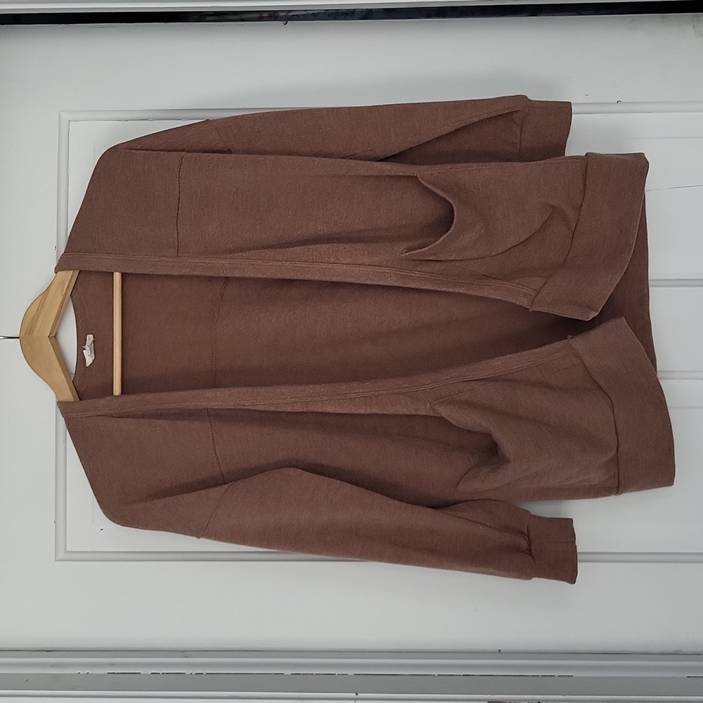 Women's NWOT BiBi cardigan size small